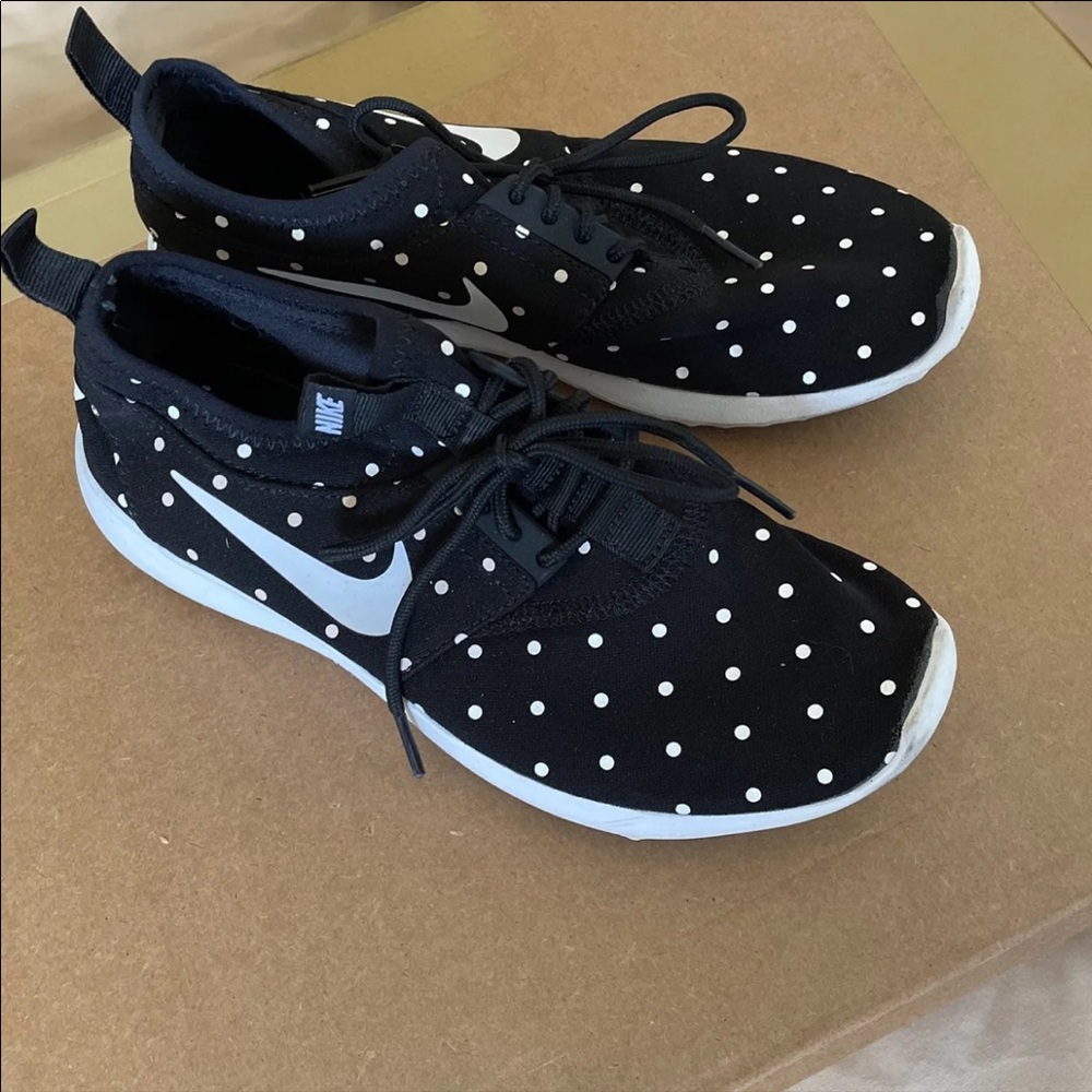 Nike Juvenate polka-dot mesh sneakers